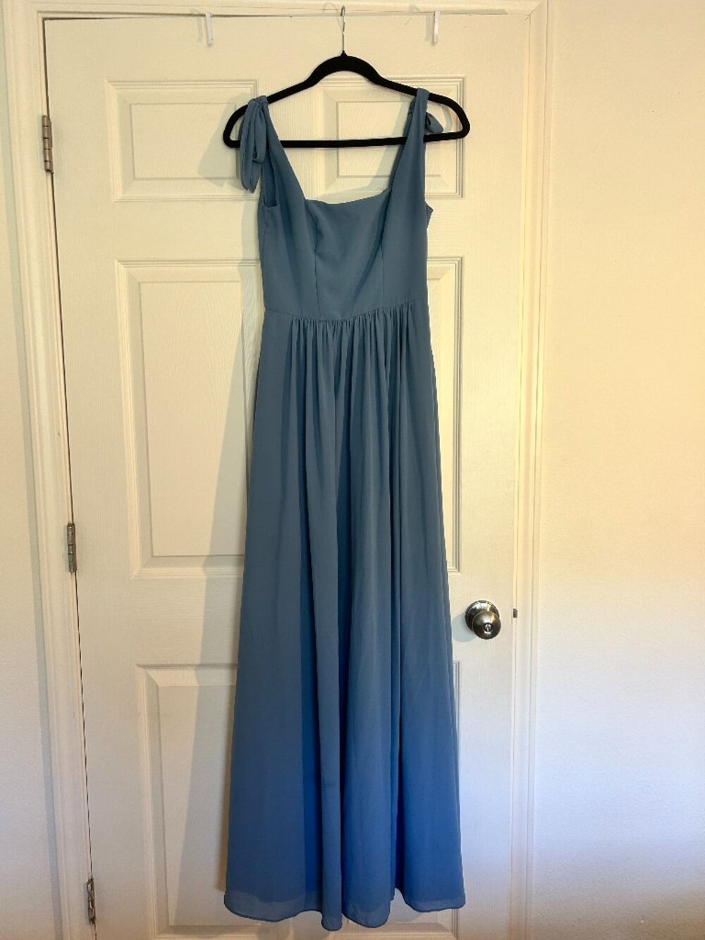 Blue Tie-Strap Maxi Dress with Flowy Skirt - Picture 3 of 8